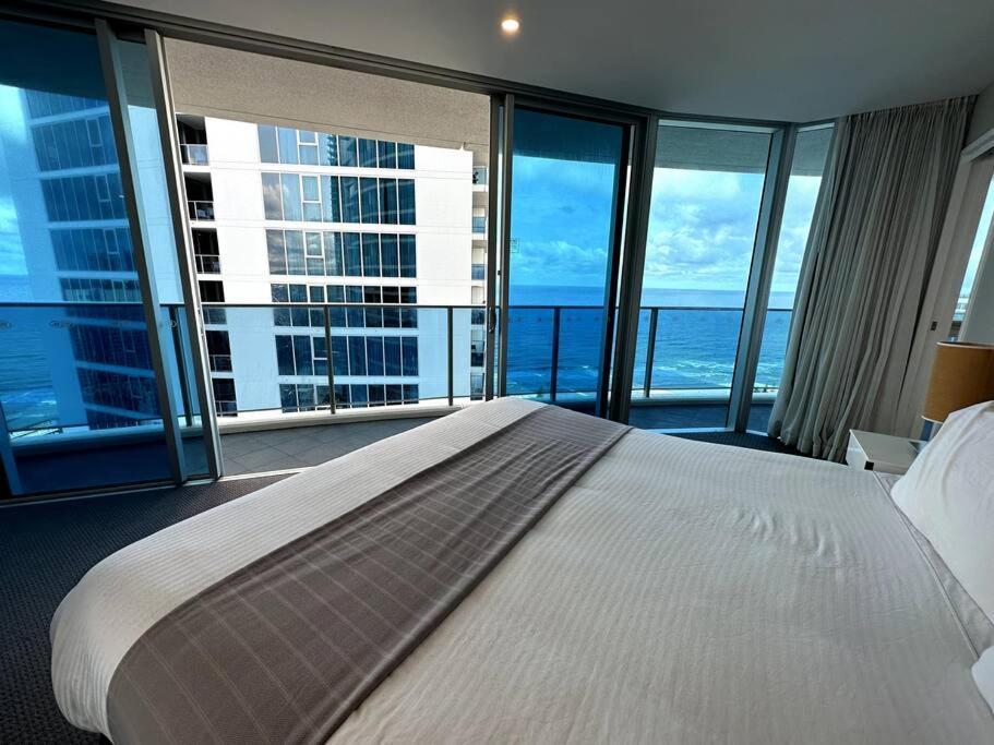 Apartment 5bd Hilton - Massive Lux Aprt